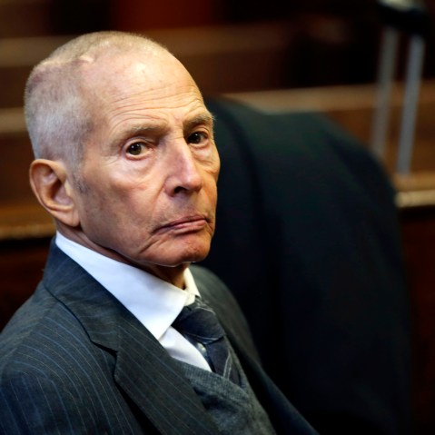 Real estate heir Robert Durst appears in a criminal courtroom for his trial on charges of trespassing on property owned by his estranged family, in New York Dec. 10, 2014. (Photo by Mike Segar/Reuters)