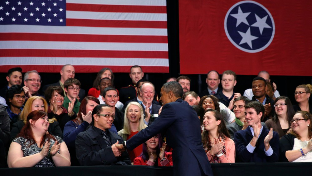 President Barack Obama arrives to speak about education during a visit to Pellissippi State College in Knoxville, Tn, on Jan. 9, 2015. Obama has proposed making two years of community college free. (REUTERS/Kevin Lamarque)