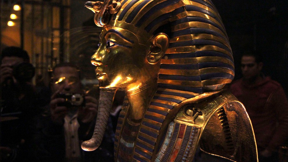 The golden mask of Pharaoh Tutankhamen is seen on display at the Egyptian Museum in Cairo, Jan. 24, 2015. (Photo by Al Youm/Al Saabi Newspaper/Reuters)