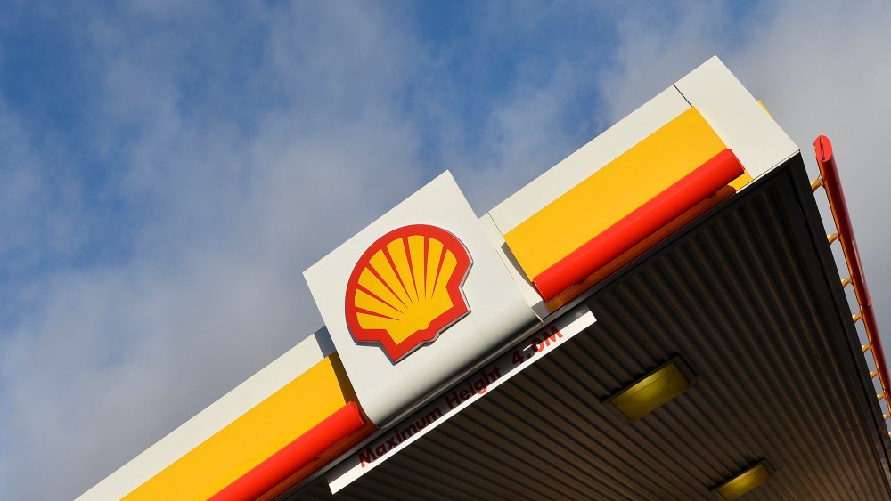 The Shell logo is seen at an oil station in west London, Jan. 29, 2015. (Photo by Toby Melville/Reuters)