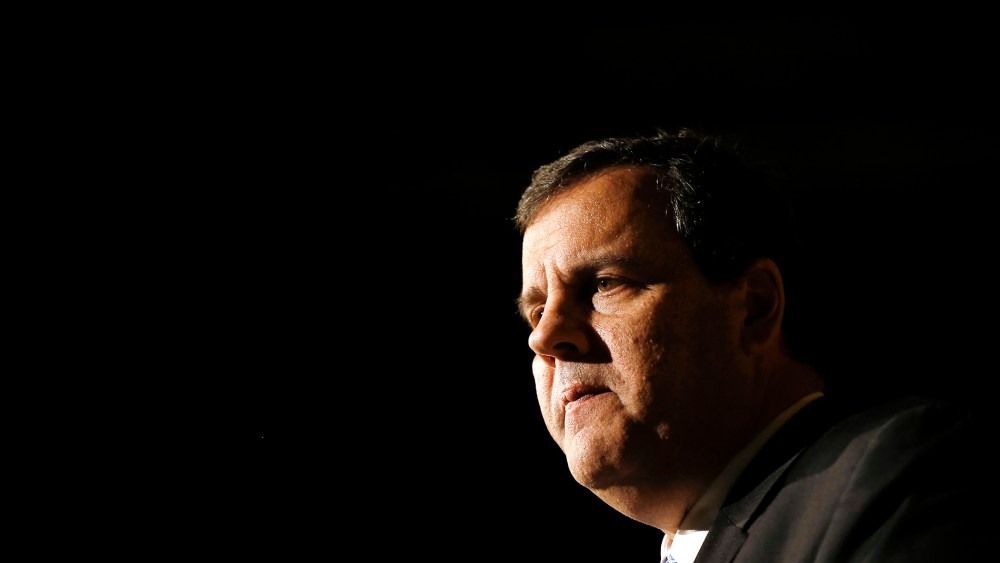 New Jersey Governor Chris Christie delivers a speech at an event in Rolling Meadows, Ill., on Feb. 12, 2015. (Photo by Jim Young/Reuters)