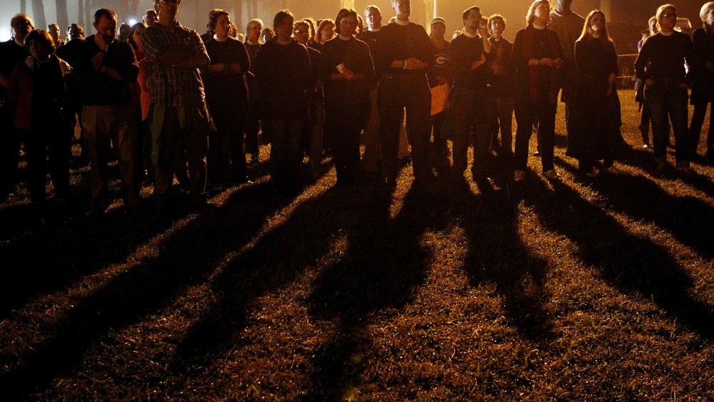 Supporters of Kelly Gissendaner sing hymns as they continue their wait into the night for the execution of Gissendaner at the Georgia Diagnostic and Classification Prison in Jackson, Ga., Sept. 29, 2015. (Photo by Tami Chappell/Reuters)