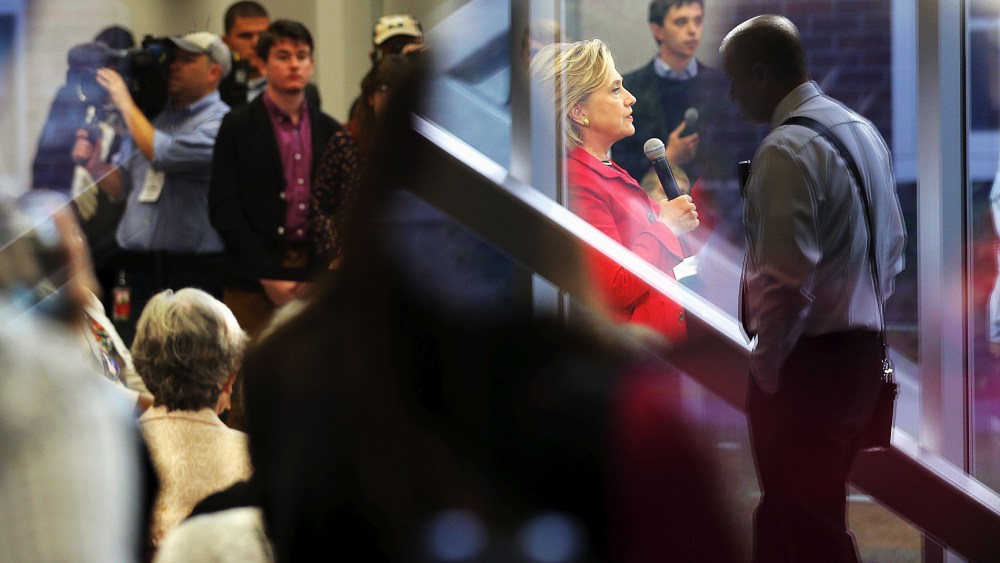 U.S. Democratic presidential candidate Hillary Clinton speaks a campaign town hall meeting in Manchester, N.H., Oct. 5, 2015. (Photo by Brian Snyder/Reuters)