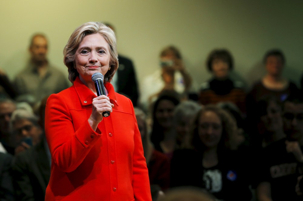 U.S. Democratic presidential candidate Hillary Clinton speaks at a campaign town hall meeting in Keene, NH., Oct. 16, 2015. (Photo by Brian Snyder/Reuters)