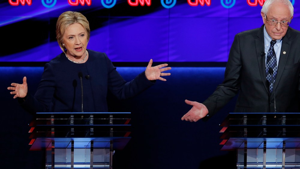Democratic presidential candidate Hillary Clinton battles Bernie Sanders during the Democratic presidential candidates' debate in Flint, Mich., March 6, 2016. (Photo by Jim Young/Reuters)