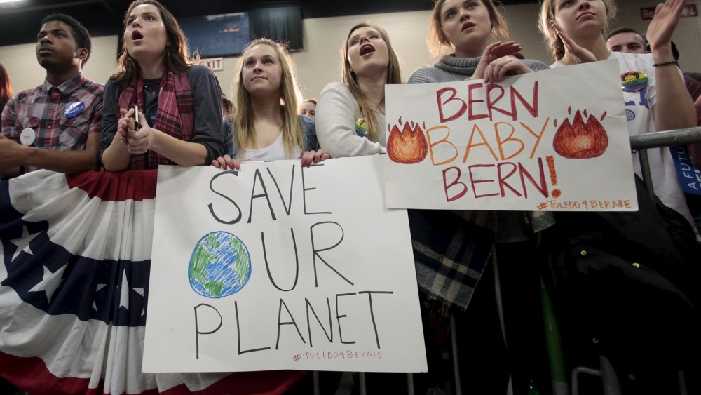 Supporters of Democratic U.S. presidential candidate Bernie Sanders attend his campaign rally at the SeaGate Convention Centre in Toledo, Ohio, March 11, 2016. (Photo by Rebecca Cook/Reuters)