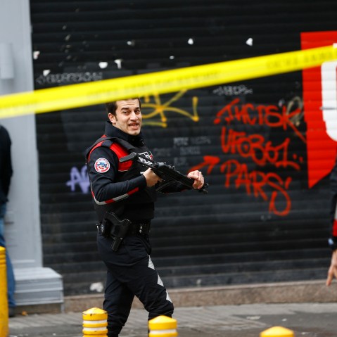 Police secure the area following a suicide bombing in a major shopping and tourist district in central Istanbul, March 19, 2016. (Photo by Murad Sezer/Reuters)