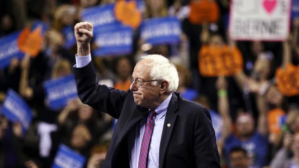 Democratic presidential candidate Bernie Sanders greets his supporters as he arrives at a rally at Key Arena in Seattle, Wash., March 20, 2016. (Photo by David Ryder/Reuters)