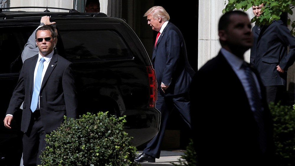 U.S. Republican presidential candidate Donald Trump exits following a meeting with former Secretary of State Henry Kissinger in New York City, May 18, 2016. (Photo by Brendan McDermid/Reuters)