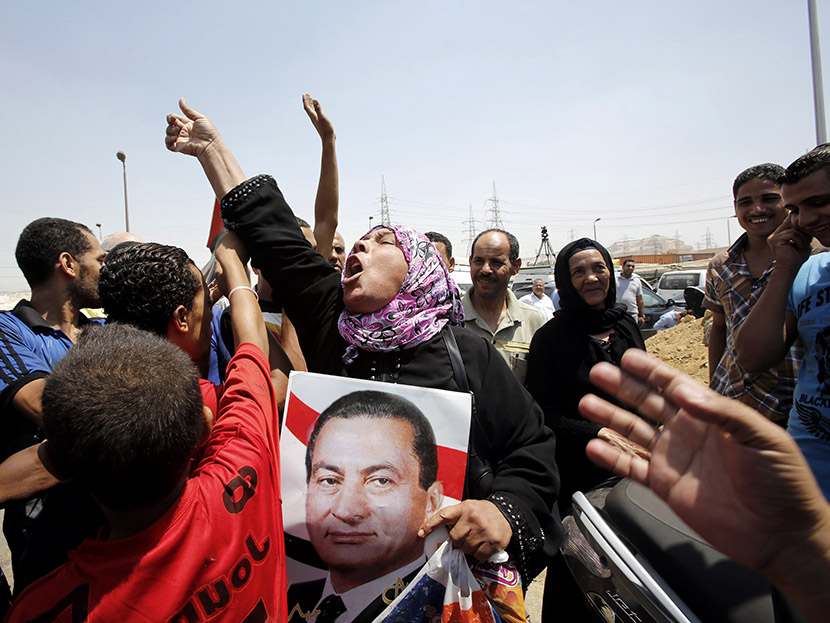Mubarak released from prison - Erin Delmore - 08/22/2013