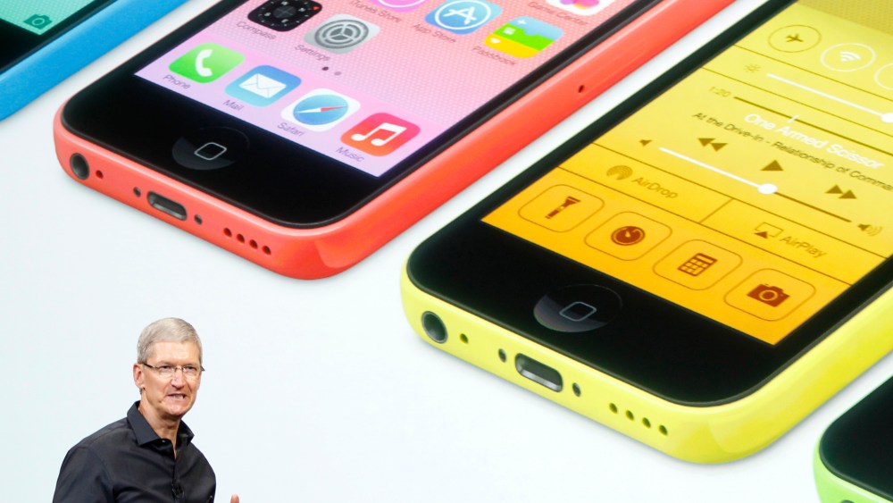 Apple CEO Tim Cook reveals new iPhone - Abby Borowitz - 09/11/2013