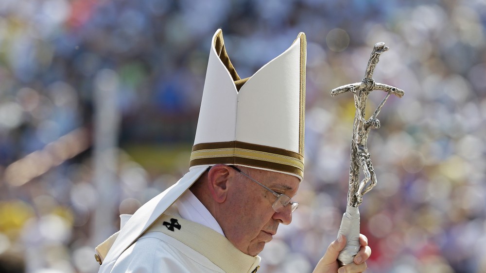 Pope Francis arrives to lead the mass at the stadium in Sarajevo, Bosnia and Herzegovina, June 6, 2015. (Photo by Max Rossi/Reuters)