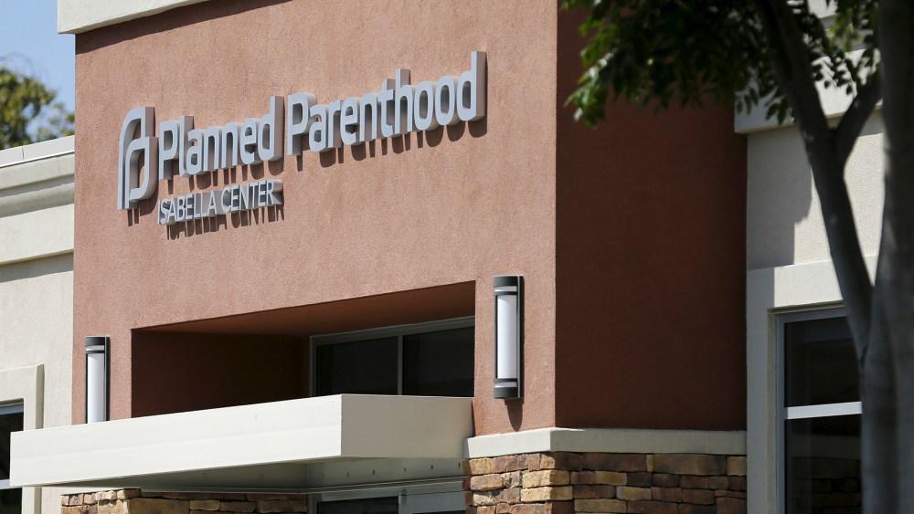 A Planned Parenthood clinic is seen in Vista, Calif., Aug. 3, 2015. (Photo by Mike Blake/Reuters)