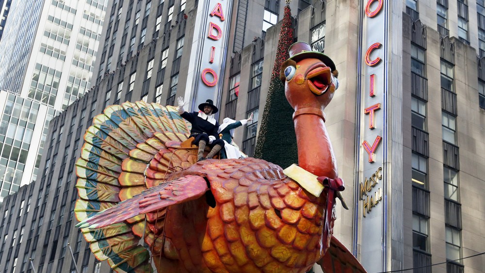 A float makes its way down 6th avenue during the 89th Macy's Thanksgiving Day Parade in the Manhattan borough of New York, Nov. 26, 2015. (Photo by Shannon Stapleton/Reuters)