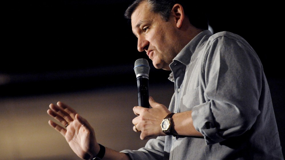 U.S. Republican presidential candidate Ted Cruz speaks at the Clay County Regional Event Center Ballroom in Spencer, Iowa, Jan. 6, 2016. (Photo by Mark Kauzlarich/Reuters)