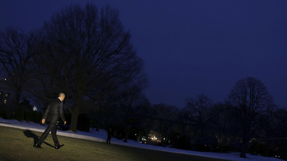U.S. President Barack Obama walks to Marine One as he departs from the White House in Washington, Jan. 28, 2016. (Photo by Joshua Roberts/Reuters)