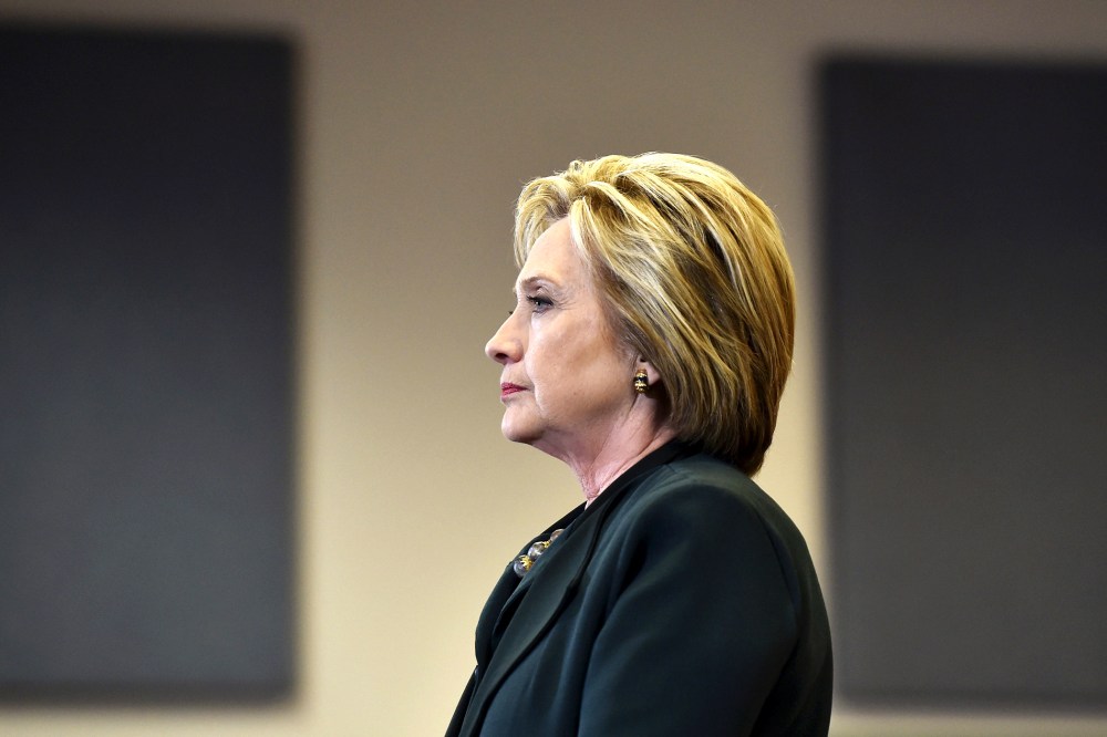 U.S. Democratic presidential candidate Hillary Clinton speaks with students at Del Sol High School in Las Vegas, Nev., on Feb. 19, 2016. (Photo by David Becker/Reuters)