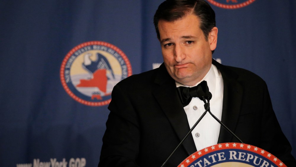 Republican presidential candidate Ted Cruz pauses as he speaks at the 2016 New York State Republican Gala in New York City, April 14, 2016. (Photo by Brendan McDermid/Reuters)