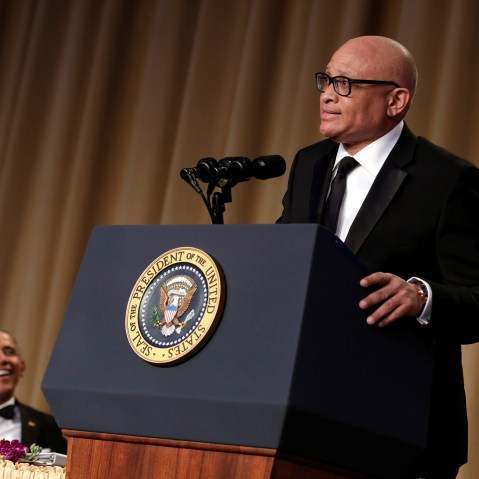 U.S. President Barack Obama listens to comedian Larry Wilmore at the White House Correspondents' Association annual dinner in Washington, April 30, 2016. (Photo by Yuri Gripas/Reuters)