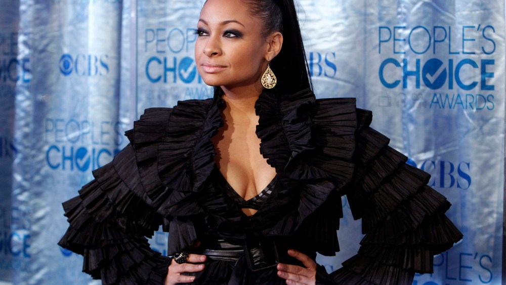 Actress Raven-Symone arrives at the 2011 People's Choice Awards in Los Angeles, Jan. 5, 2011. (Photo by Danny Moloshok/Reuters)