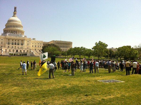 Herman Cain's 'Army of Davids'