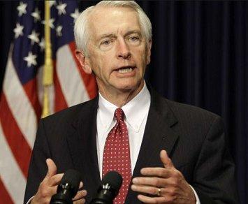 Kentucky Gov. Steve Beshear (D)