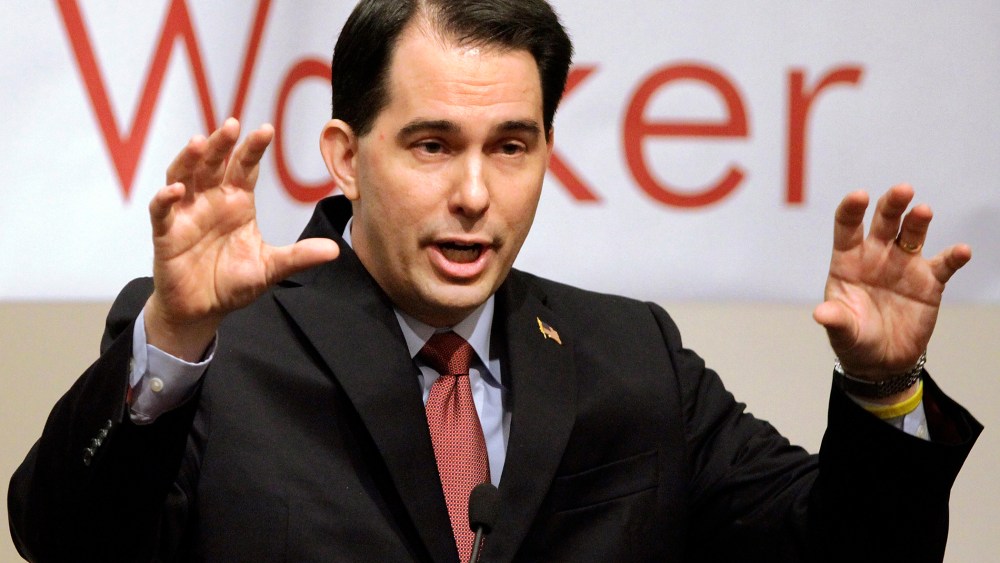 Wisconsin Gov. Scott Walker speaks to the Illinois Chamber of Commerce Tuesday, April 17, 2012 in Springfield, Ill.