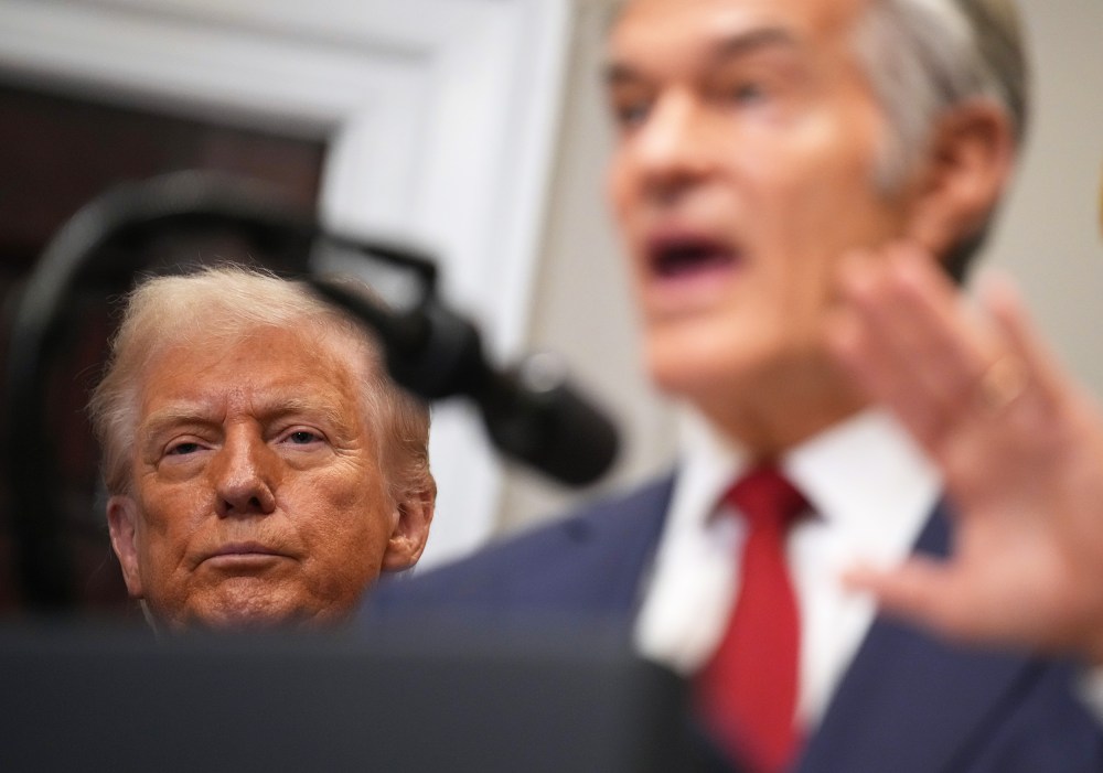 President Donald Trump and Administrator for the Centers for Medicare & Medicaid Services Mehmet Oz.