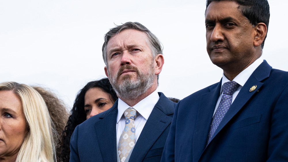 Reps. Massie and Khanna hold a press conference outside of the U.S. Capitol.