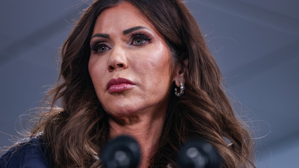 A neck-up photo of Kristi Noem.