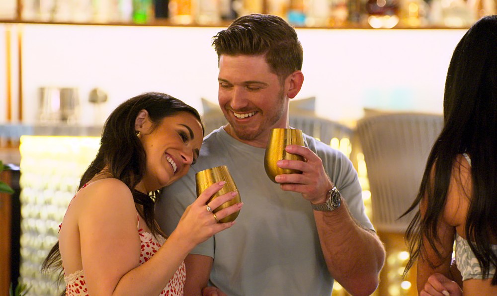 Jessica Barrett and Chris Fusco on season 10 of "Love Is Blind."